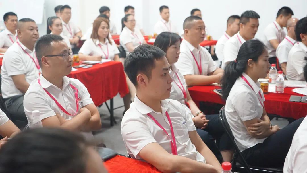 “星耀佳歌·一路佟行”808超級(jí)品牌日啟動(dòng)會(huì)暨818全國招商動(dòng)員大會(huì)圓滿成功！