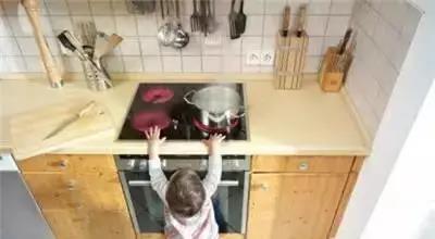 集成灶燙手？是你沒(méi)選對(duì)！