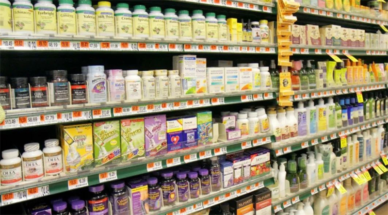 佳歌集成灶預(yù)?？忌鷤兤扉_(kāi)得勝，金榜題名！